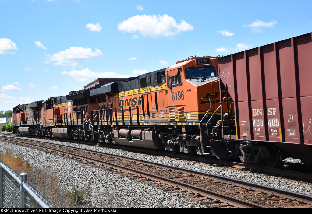 BNSF 8196